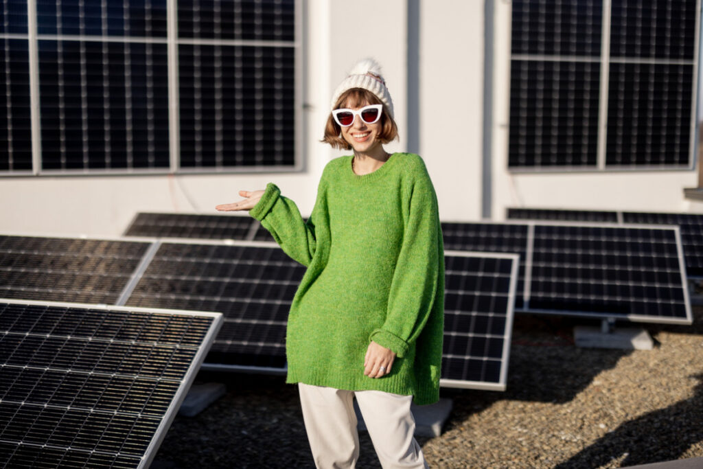 Revolutionize Home Energy Efficiency with Solar Batteries: Essential Guide | DroneQuote