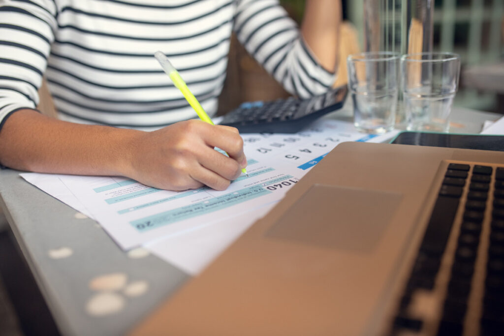 From Hot Trend to Big Hassle: Why Solar Panels are Making Realtors Nervous 