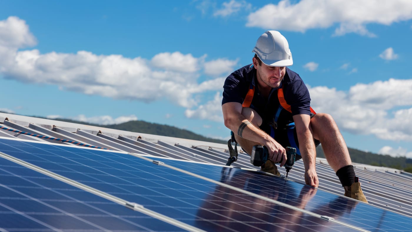 How a Professional Installer Ensures Safe Solar Installation