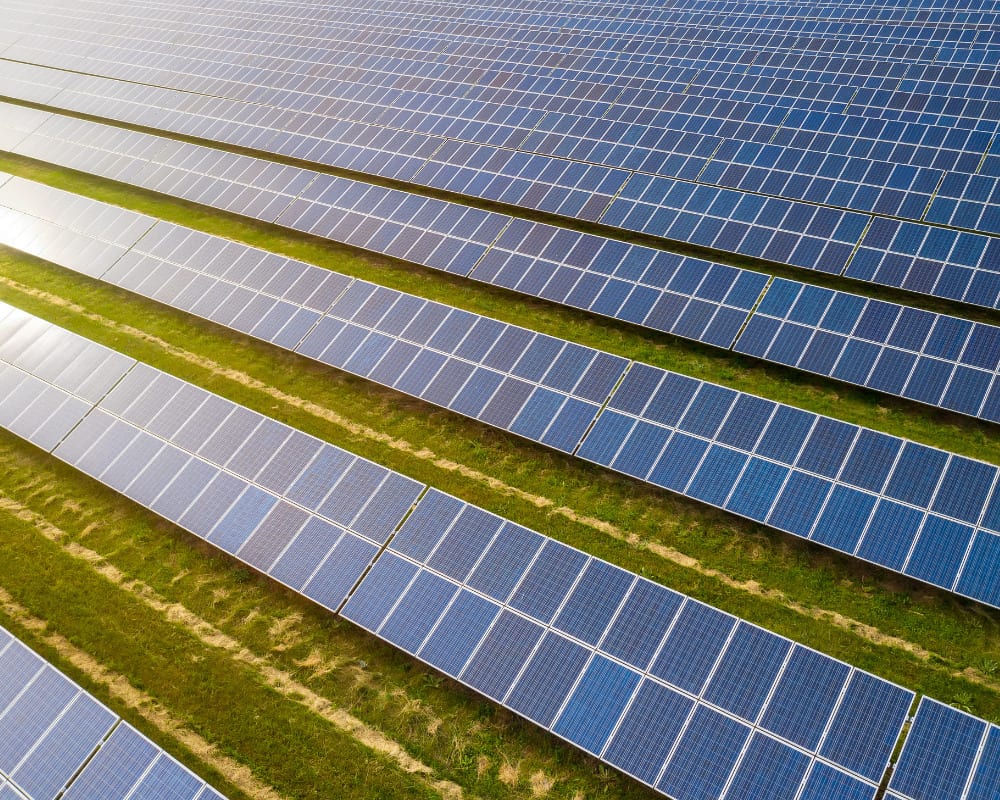 Why Community Solar is the Future of renewable Energy | DroneQuote